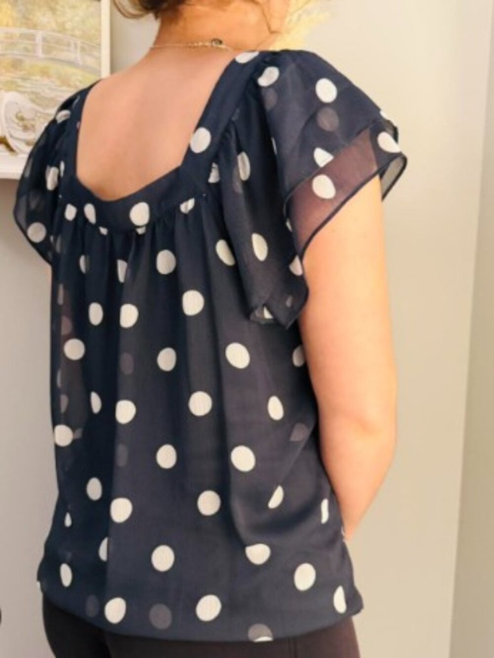 LAUREN CONRAD BLUE AND WHITE POLKA DOT BLOUSE SIZE L